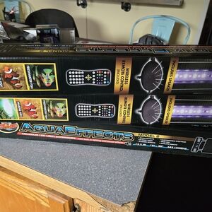 AquaEffects Model 2 Aquarium LED Light - Purple & Black